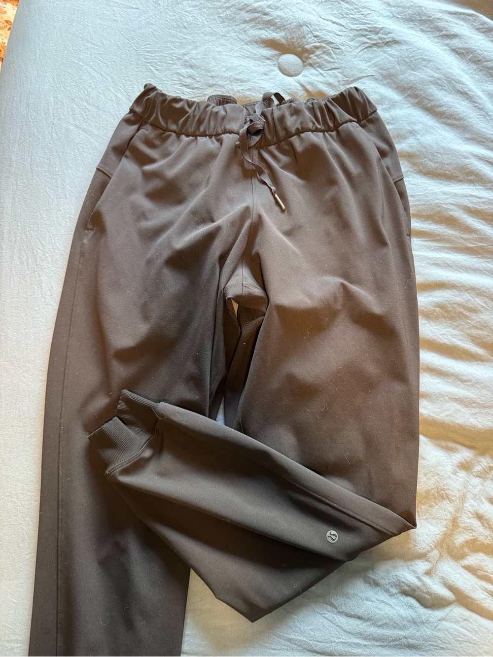 Lululemon Women’s Black Jogger Pants